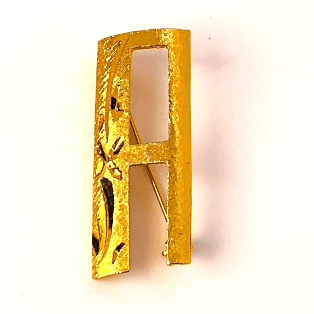 MAMSELLE A Brooch Initial Etched Brushed Gold Tone Vintage
